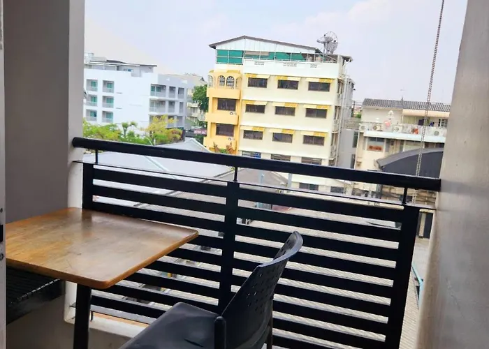 호텔 Casa Picasso Near Chabad House 2*