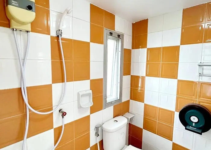 Casa Picasso Near Chabad House 2*