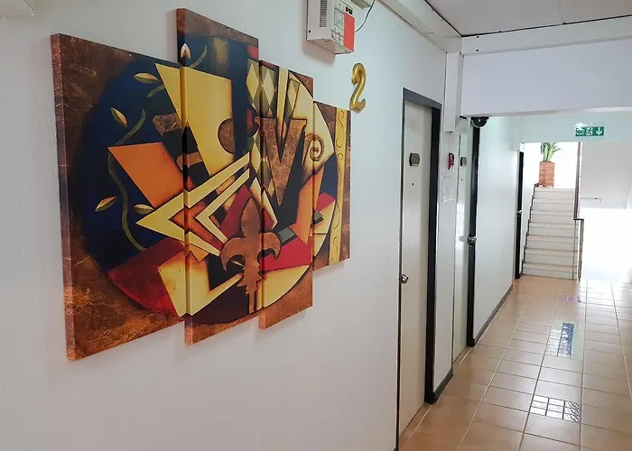 Casa Picasso Near Chabad House 호텔 방콕